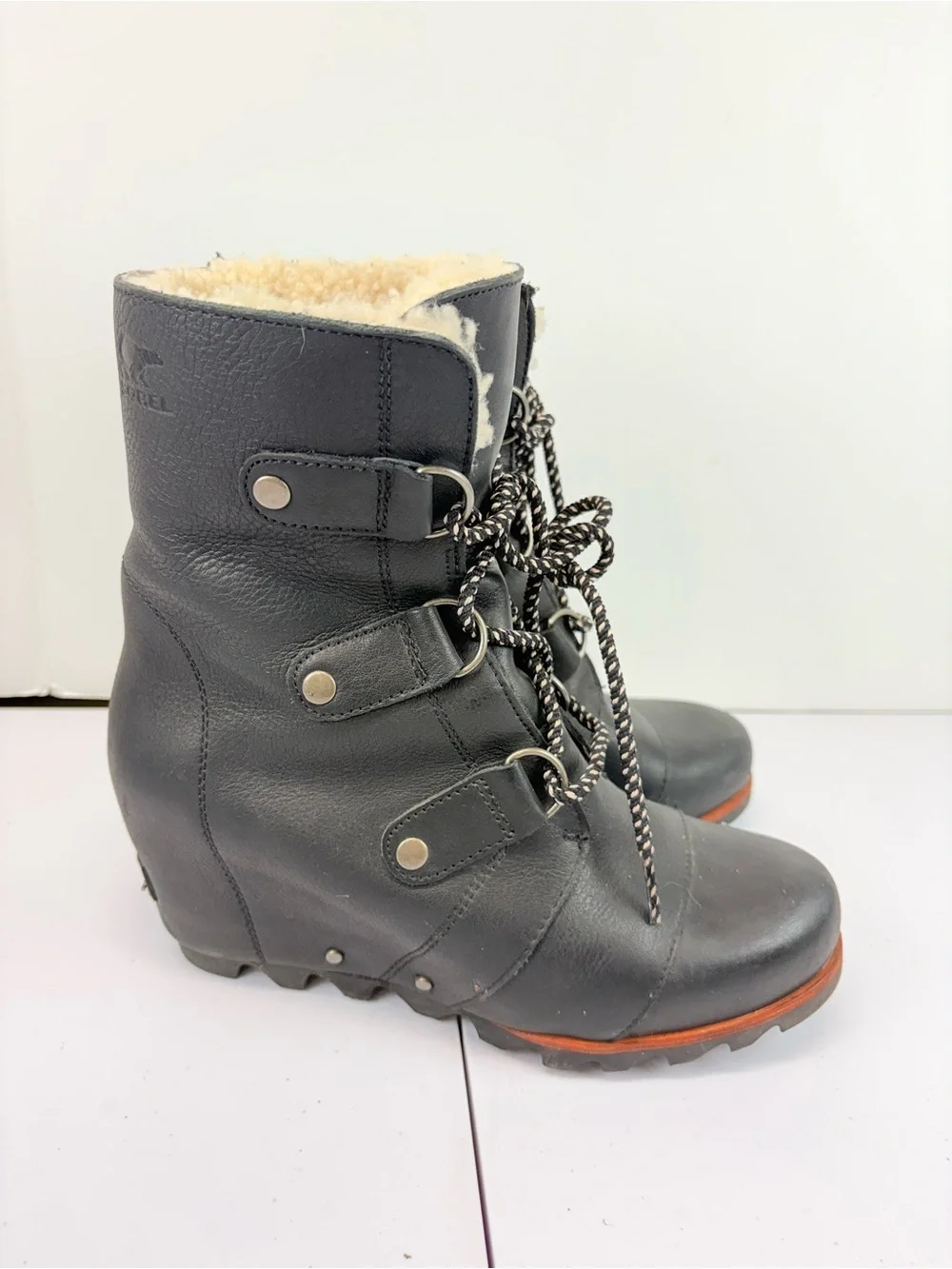Sorel Joan of Arctic Wedge II Shearling Boots Black Leather Womens 8.5 NL2703